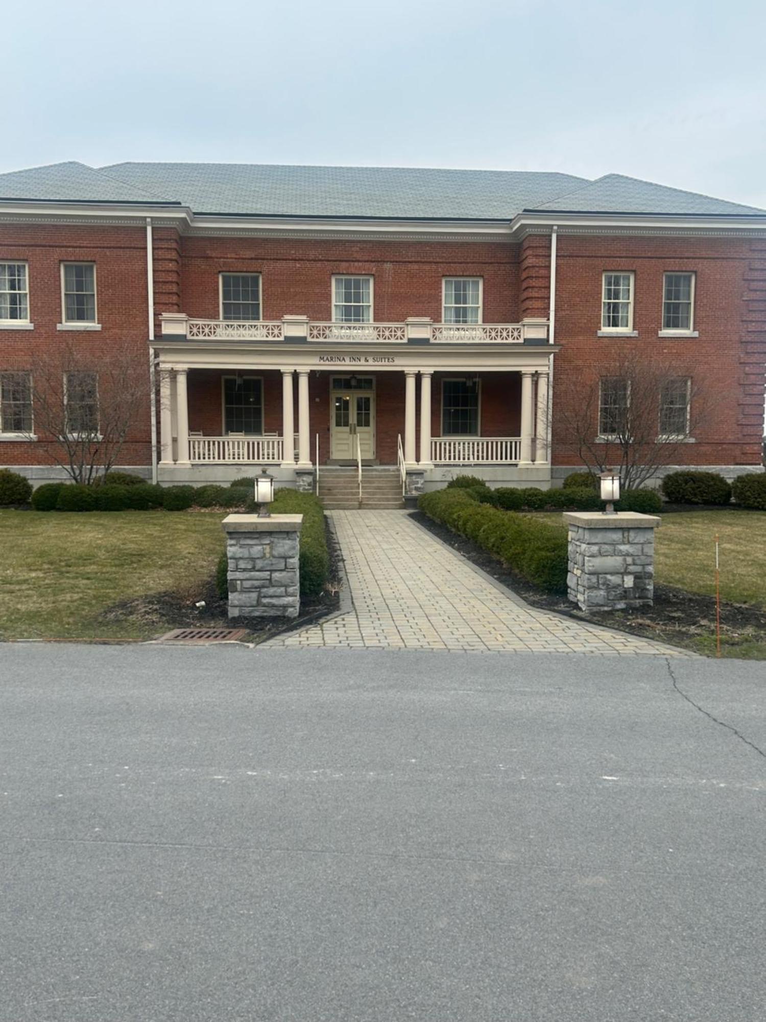Harbor House Inn Sackets Harbor Екстериор снимка