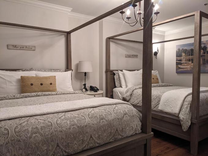 Harbor House Inn Sackets Harbor Екстериор снимка