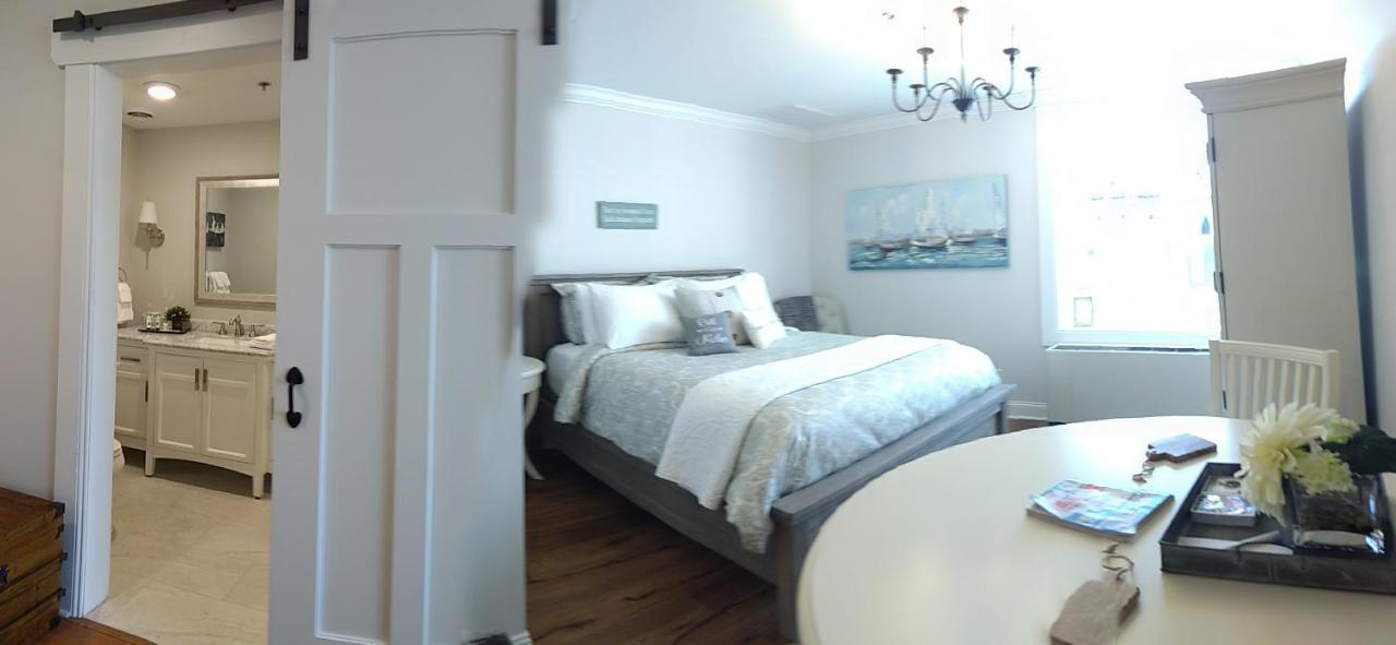 Harbor House Inn Sackets Harbor Екстериор снимка